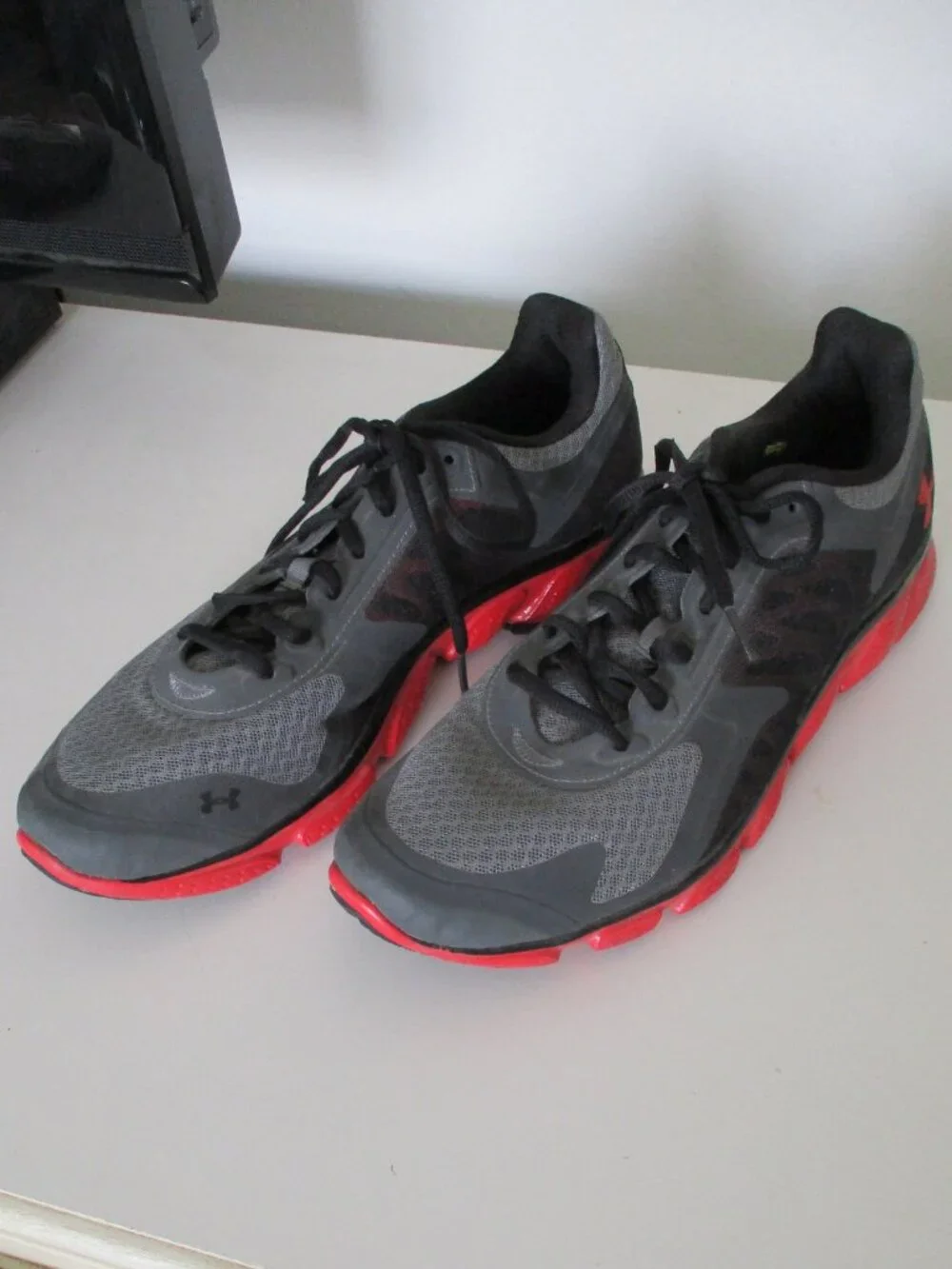 Under Armour Mens Gray Textile Lace-up Sneaker - Size 10.5M